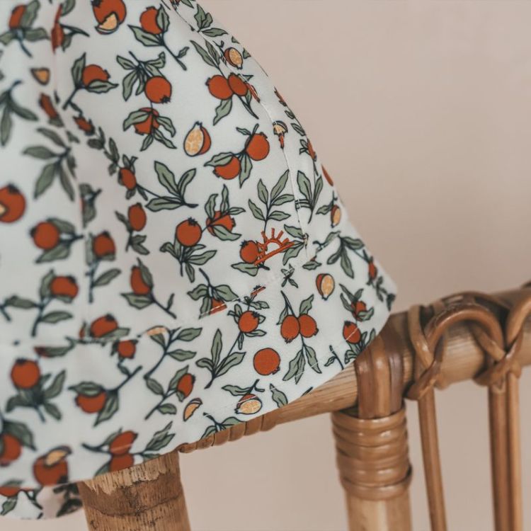 Pommegranate | Hat White Swan